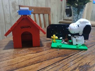 #21368
Peanuts: Snoopy's Doghouse