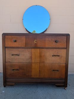 Vintage dresser