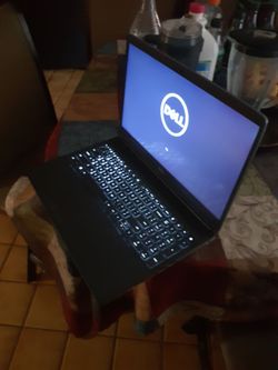 Dell precision: Intel Core i9 11th gen, M2 1TB drive, 32GB, Windows11 V-25H2.