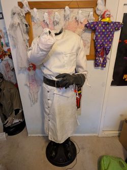 Spirit Halloween Gemmy Animatronic Doctor Shivers