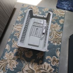 Small Dog/Cat Crate
