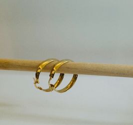 18 Karat Yellow Gold Wide Hoop Earrings