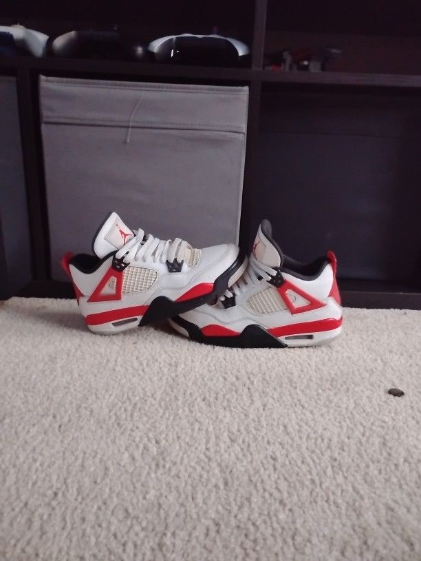 Jordan 4 Retro Red Cements