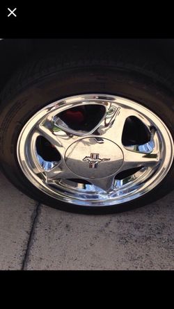 Ford Mustang Chrome Pony Tires and Wheels