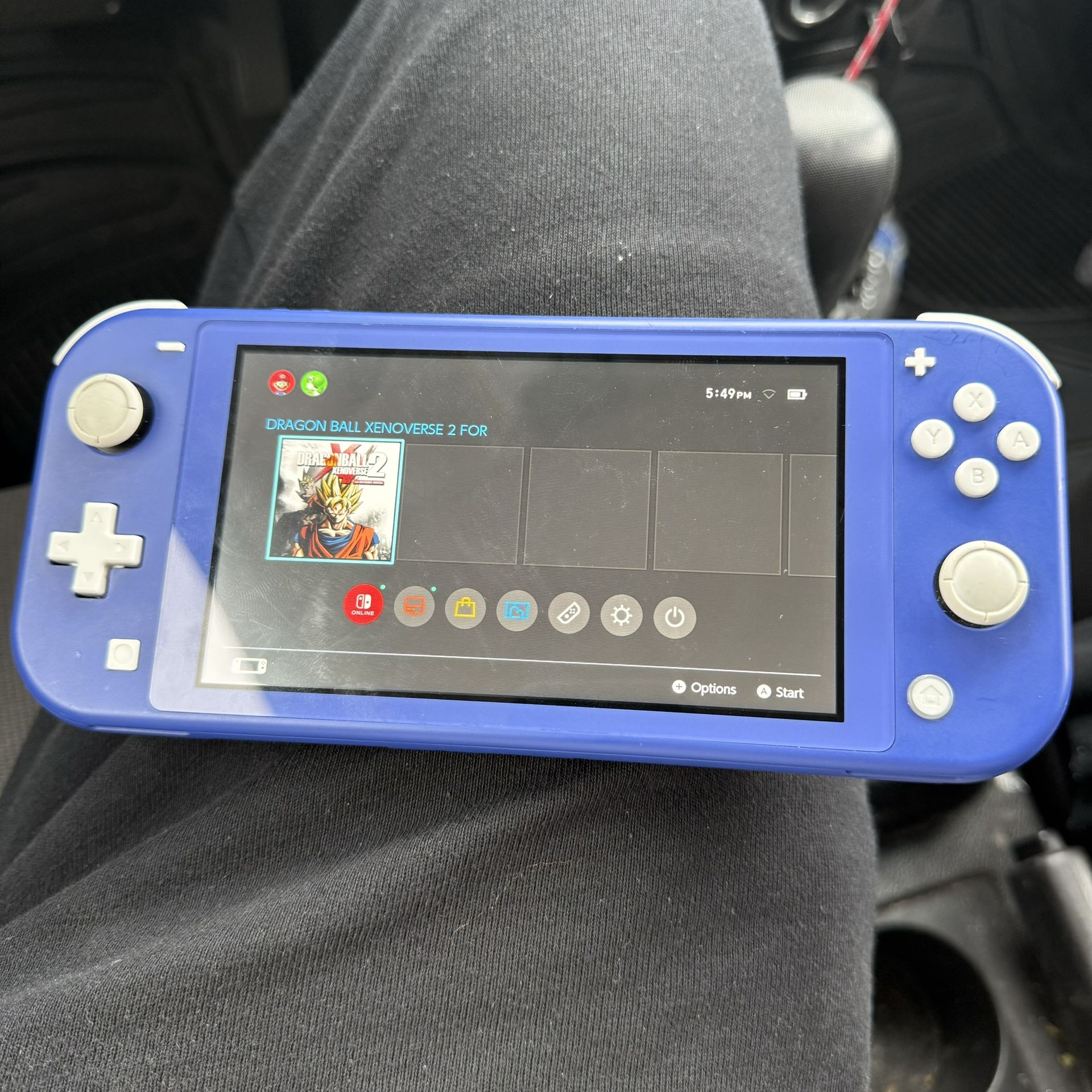 Nintendo Switch Lite With Game