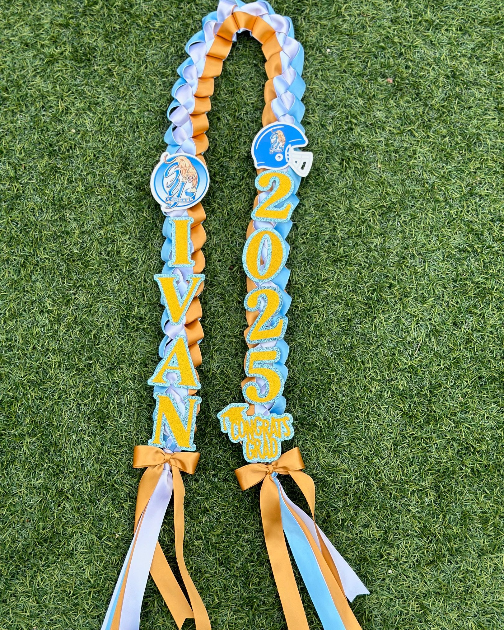 Graduation Leis / Estola De Graduación
