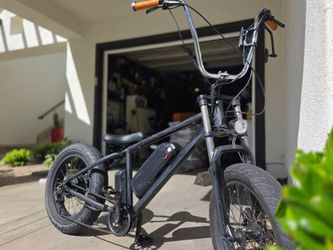 Custom GT/Dyna lowrìder E-bike