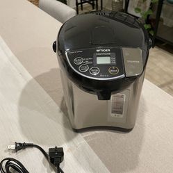 Tiger Electric Water Boiler Warmer Water Kettle 3L for Sale in Corona, CA -  OfferUp