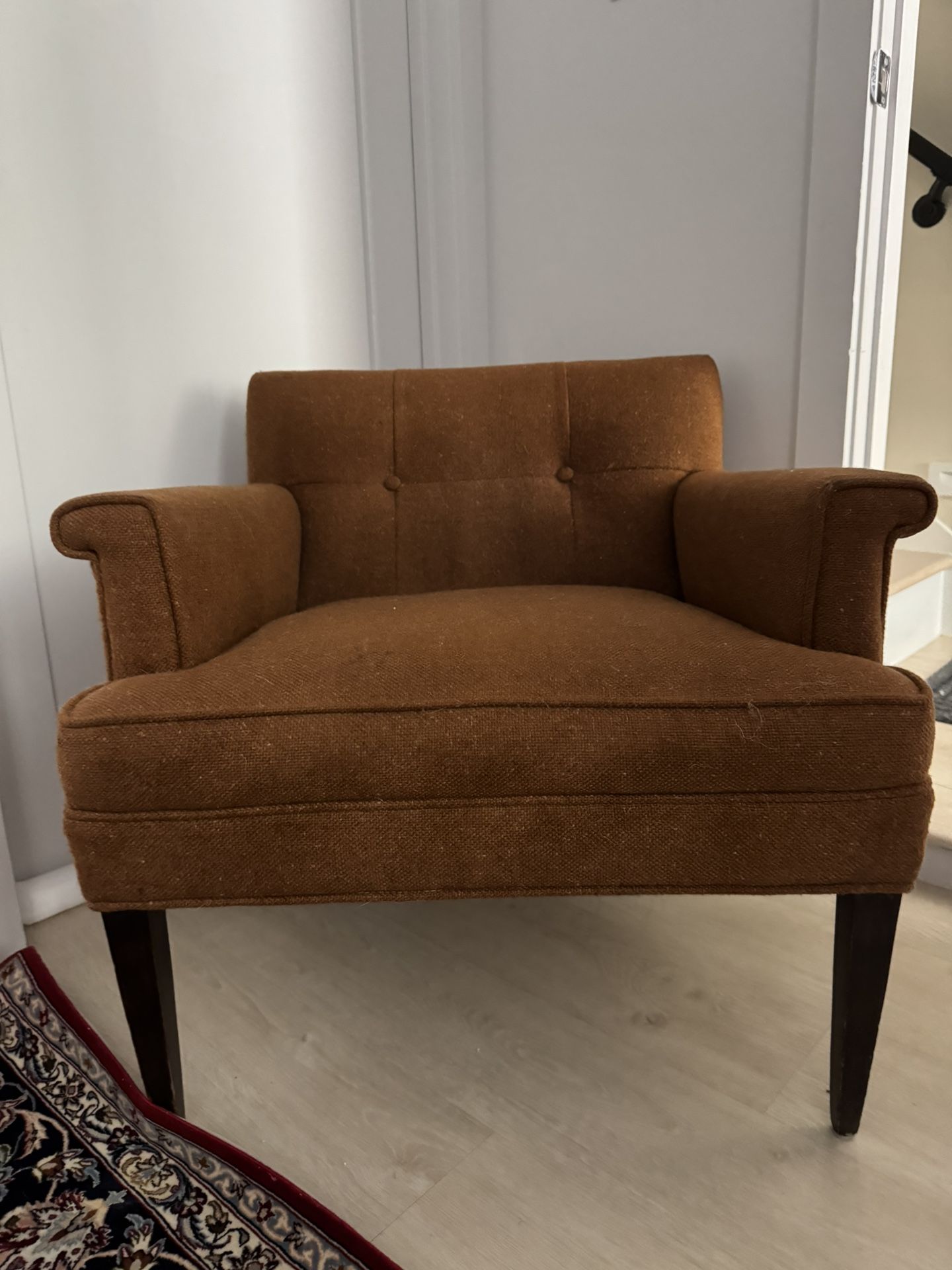 Vintage Mid-Century Modern Lounge Chair in Warm Orange-Caramel Upholstery – Excellent Condition