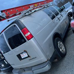 2006 Chevrolet Express Cargo Van