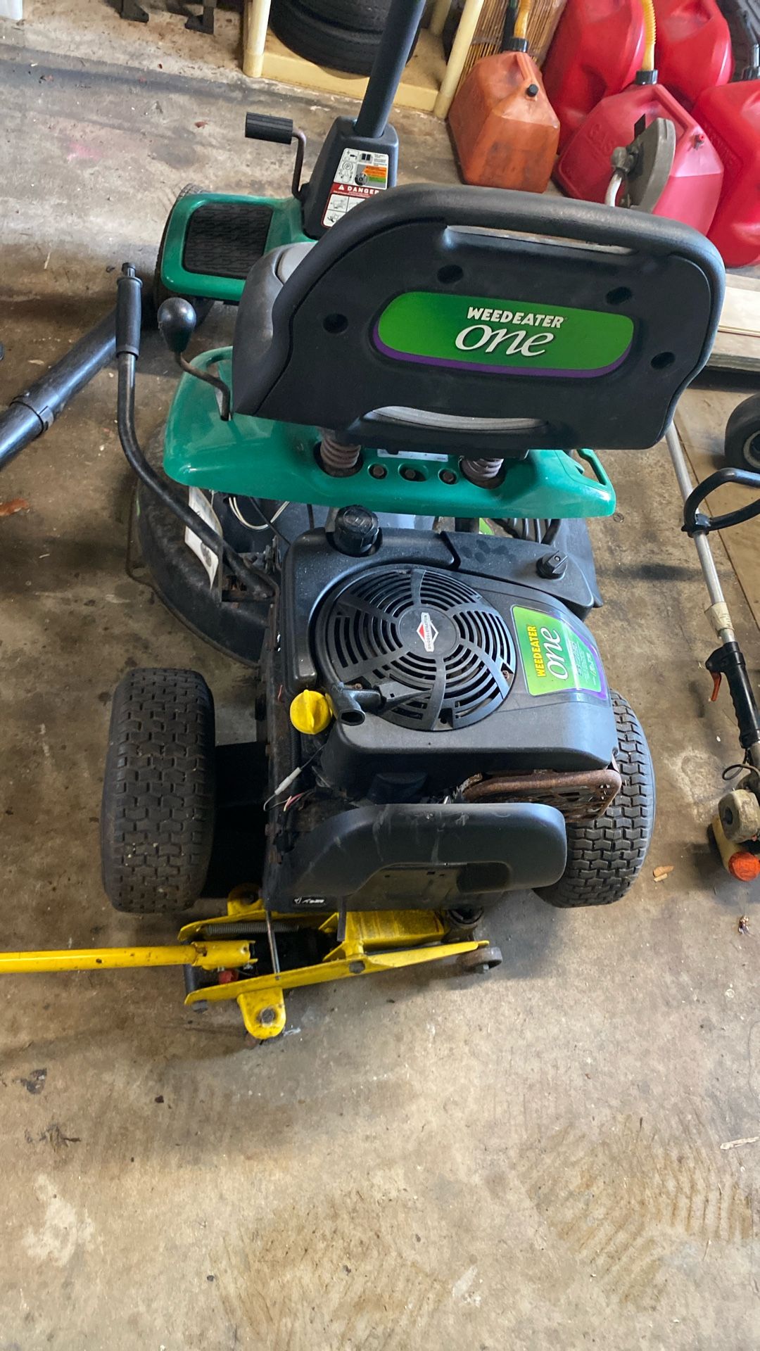 Weed eater Lawn Mower