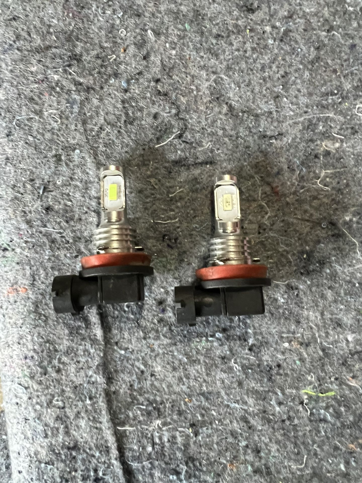Set Of H11 LED Bulbs 8000K Blue