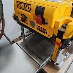 DeWalt DW735 Planer w/ Helical Cutterhead Upgrade + Stand (Excellent Condition)
