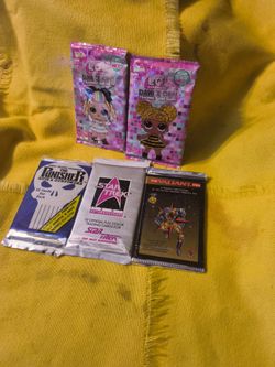 4 packs factory sealed, and one pack of miscellaneous trading cards will not separate