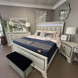 4 PC KING BEDROOM SET 
