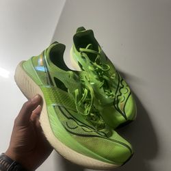 Saucony Running Shoes Size 11