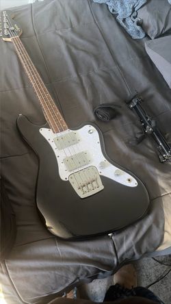 Squire fender paranormal rascal HH Set