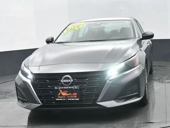 2025 Nissan Altima
