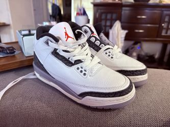 Jordan 3 Cement Grey Size 5Y/6.5W
