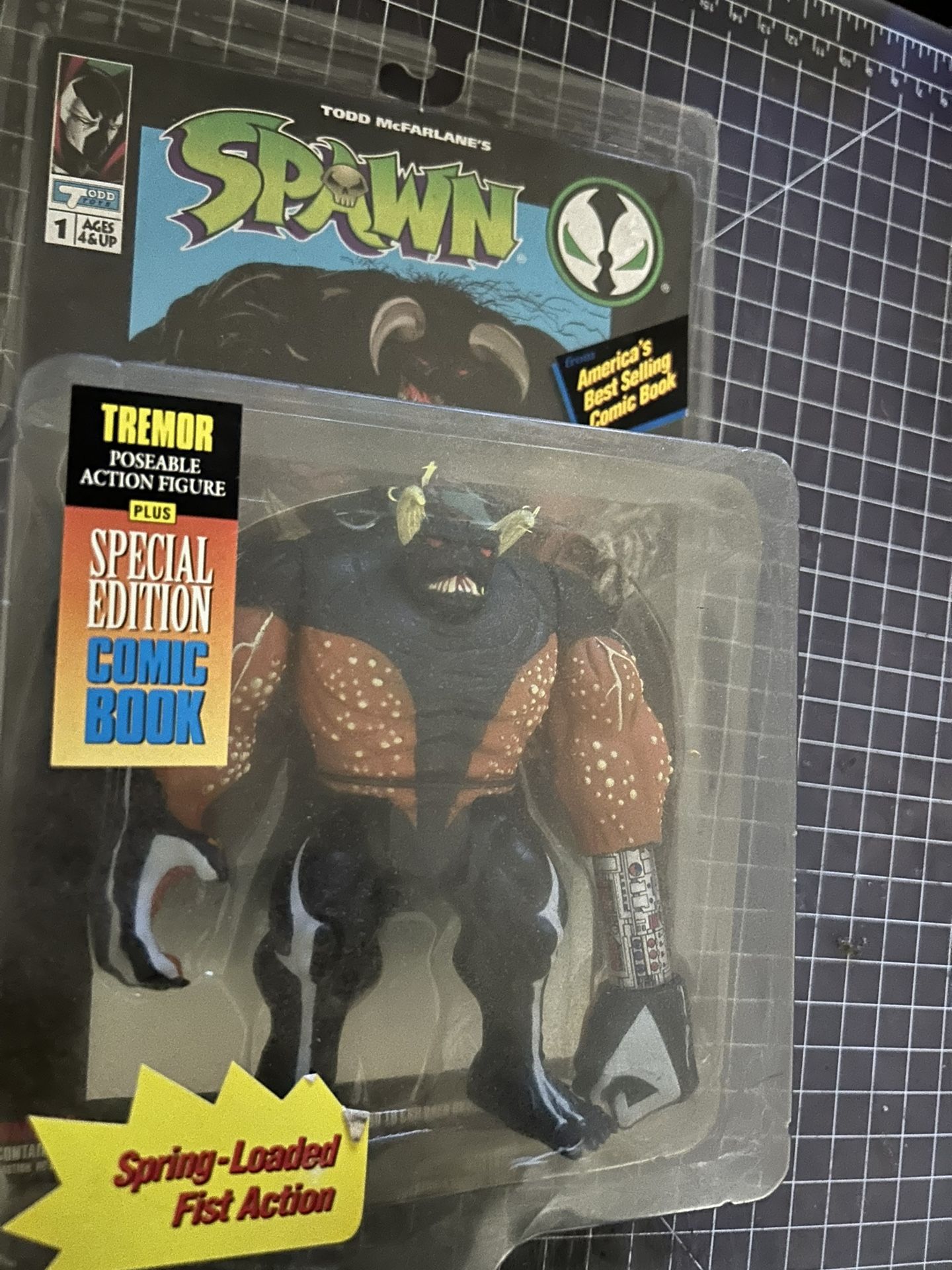 Spawn Tremor Figure (unopened)
