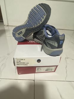men's sneakers(New, size 8.5)