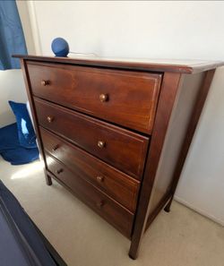 Wood 4-Drawer Dresser Chest