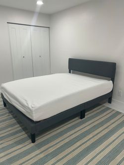 Head board & foot board & mattress