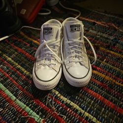 White converse 