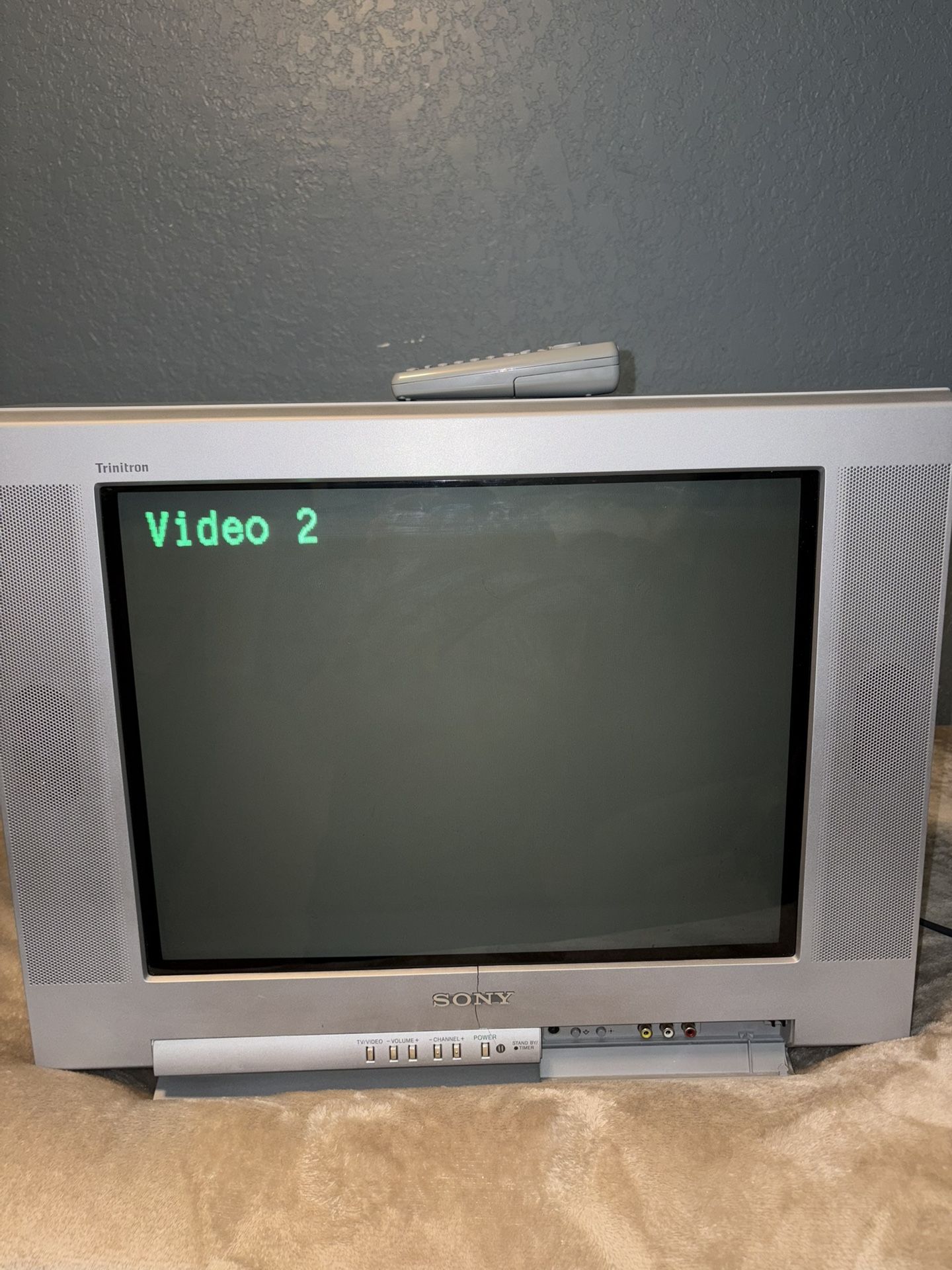 Sony CRTテレビ シルバー コンパクト 0d7dab9e33ee4bbf8371adfcf9ccc4