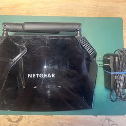 Netgear R6260 — AC1600 Smart WiFi Router Dual Band Gigabit