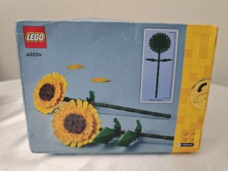 LEGO Sunflowers Building Set #40524 Box Smashed