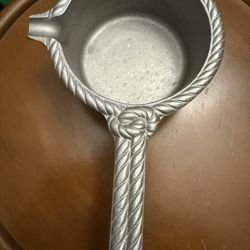 Wilton Armetale Gourmet Grillware saucepot with a spout