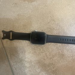 Apple Watch SE 120