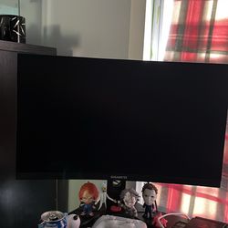 Curve gaming monitor