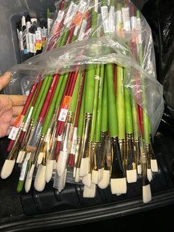 Brand New Acrylic And Oil Paint Brushes 
