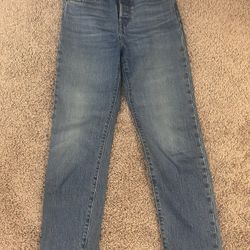 Levi's Women's Wedgie Straight Leg Jeans
