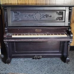 Richmond Piano 