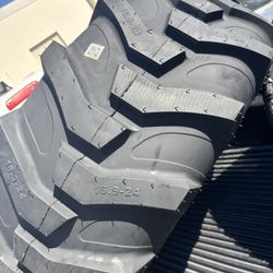 1 Tire 16.9x24 $600 