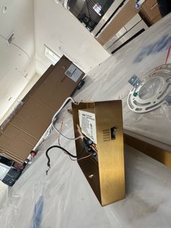 Modern linear vanity light