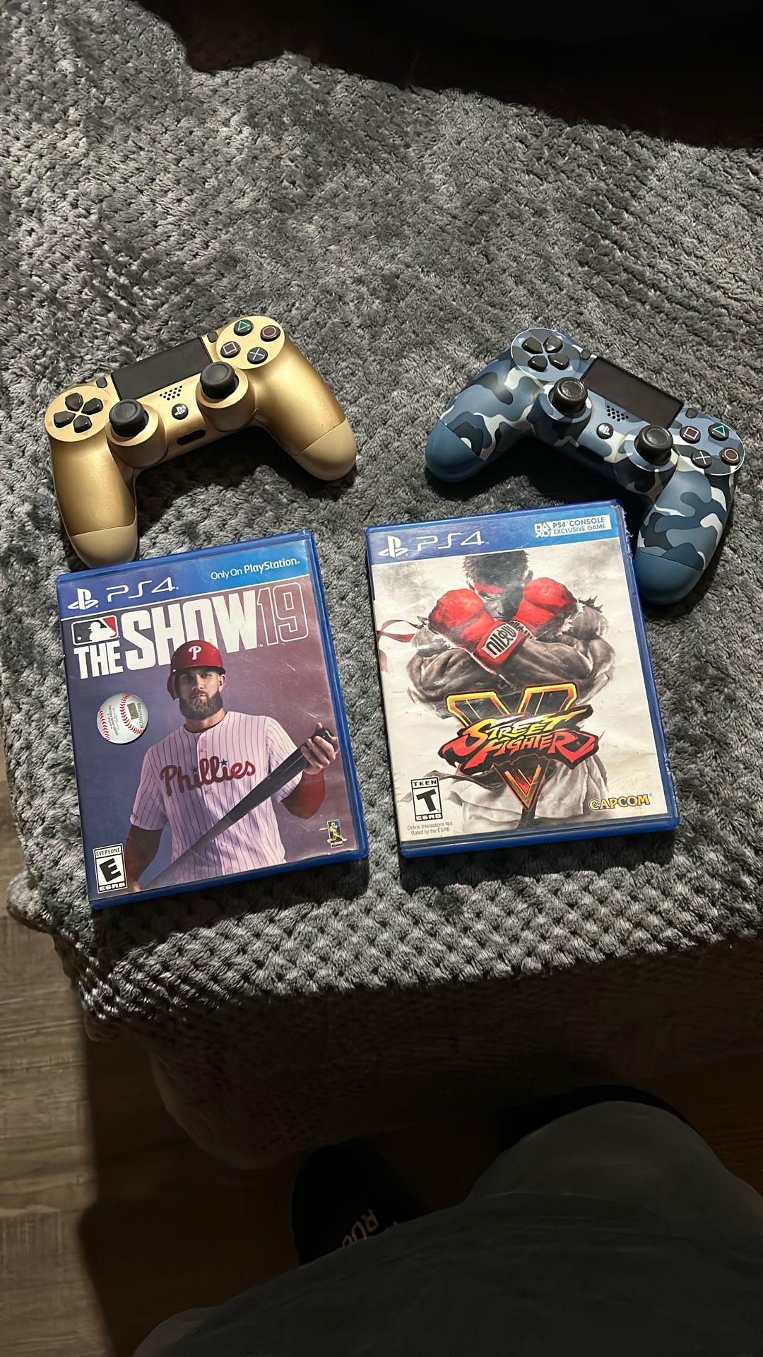 PS4 Controllers With The Show 19 And Street Fighter
