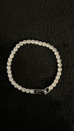shiny silver tennis diamond bracelet brand new