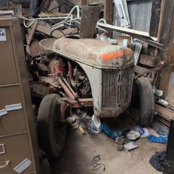Ford Tractor 8?