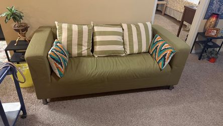 2 sofas 1 lovesear