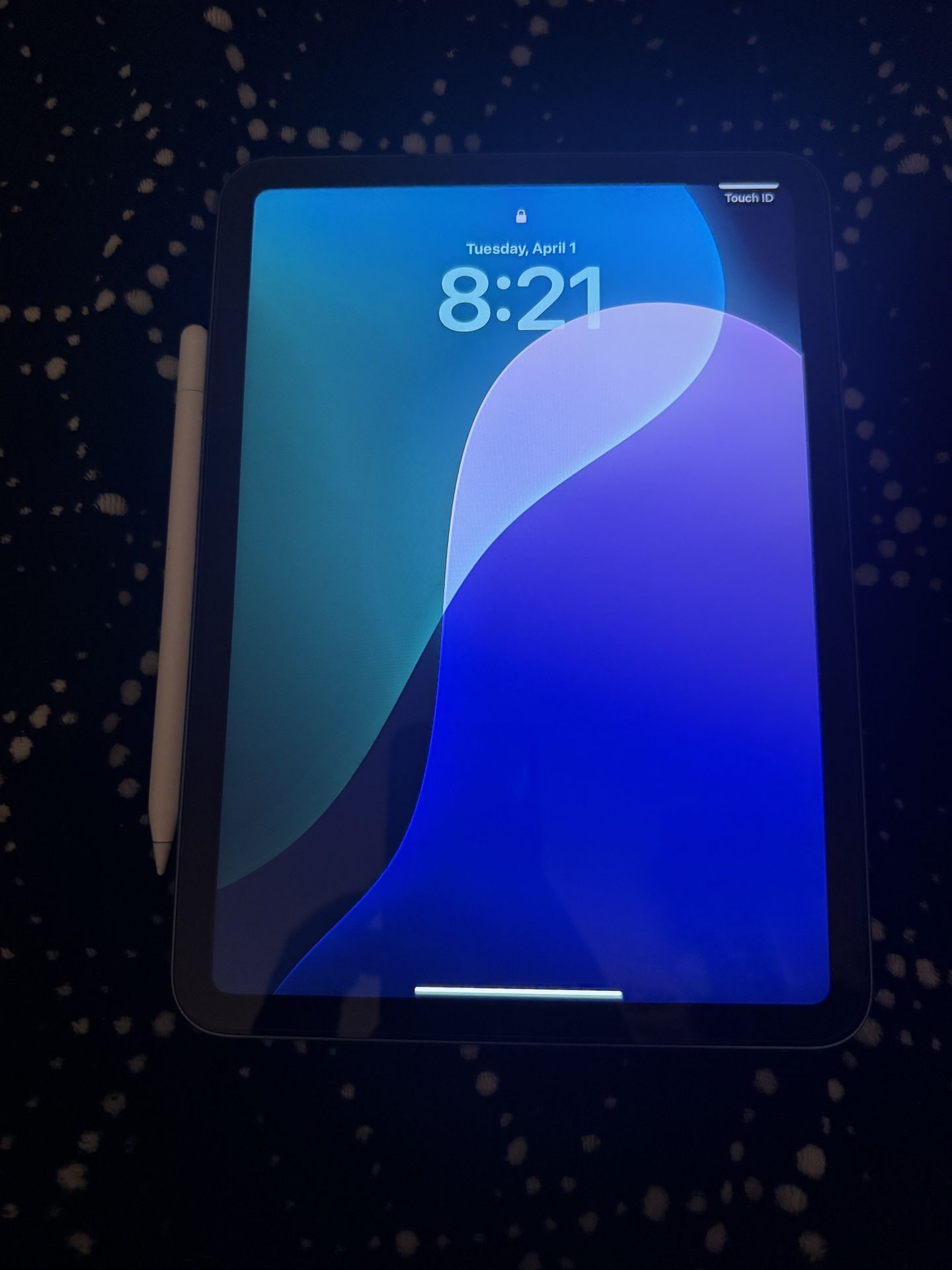 Unlocked iPad 10th Generation- comes with Apple Pencil