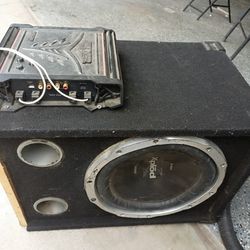 Subwoofer And Kicker Amp 