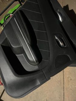 Door trim panel