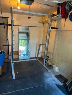 Gym Smith Machine