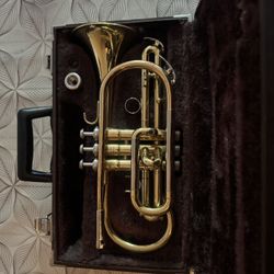 Yamaha Trumpet YRT 2330