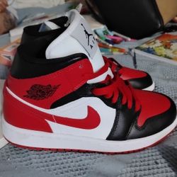 Jordan 1s Size 7