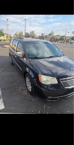 2014 Chrysler Town & Country